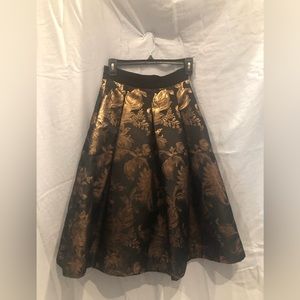 White House Black Market Skirt